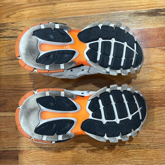 Balenciaga sneakers no box - Picture 3 of 3